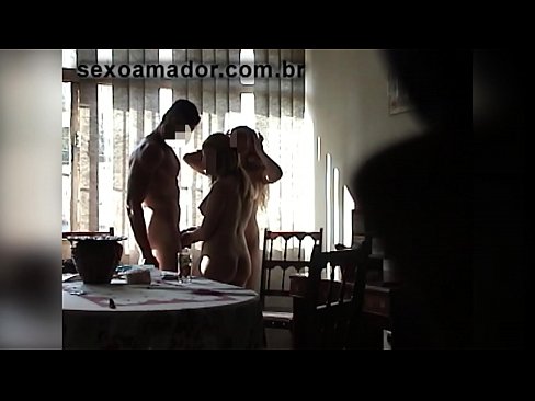 ❤️ Seksvriende nooi 'n reuse man en 'n drietal saam met hom ❤️ Anale video op af.klassikaprint.ru ❌️❤